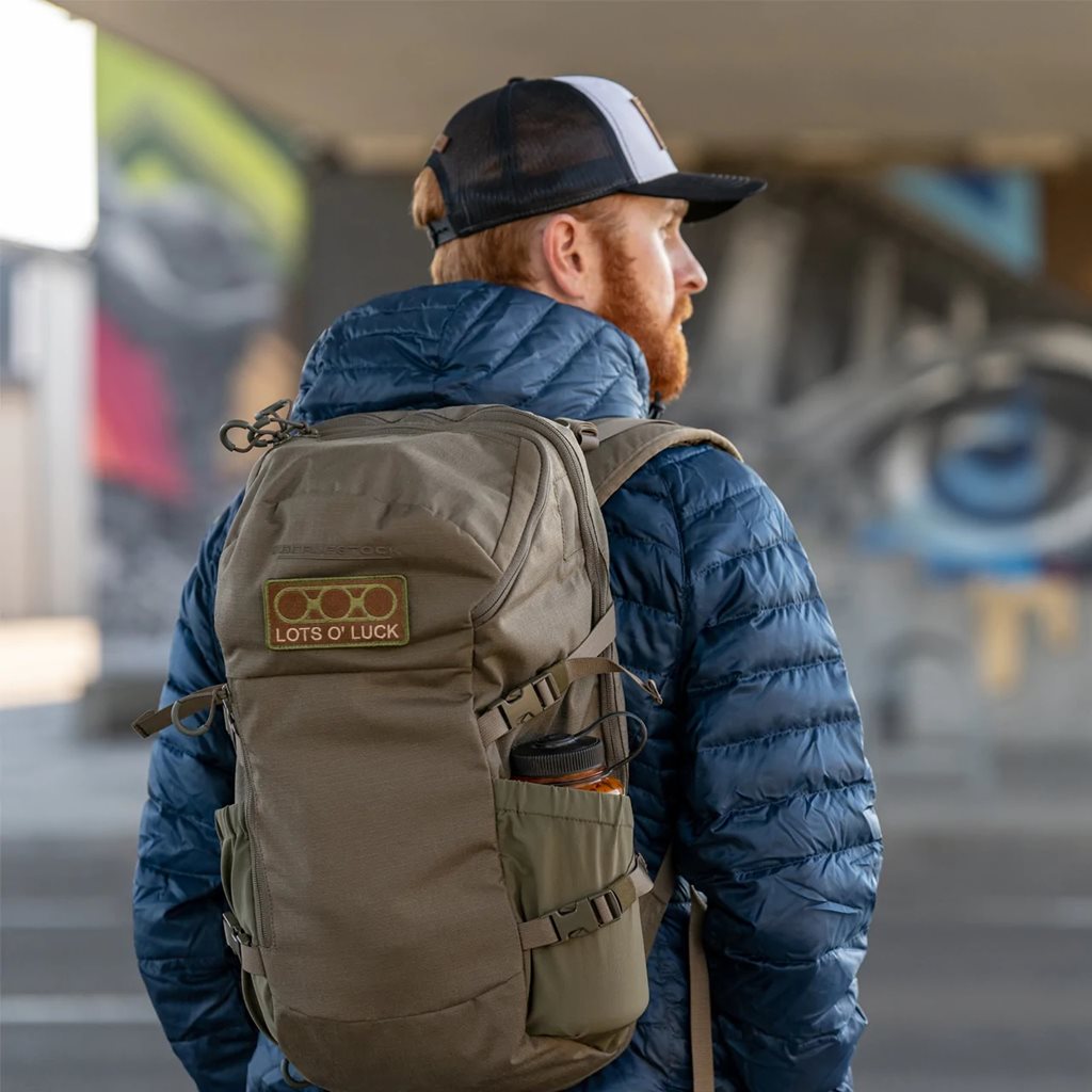 Mochila S1 JACKNIFE gris 16 L, EDC resistente, portación oculta, admite portátil hasta 17 pulgadas