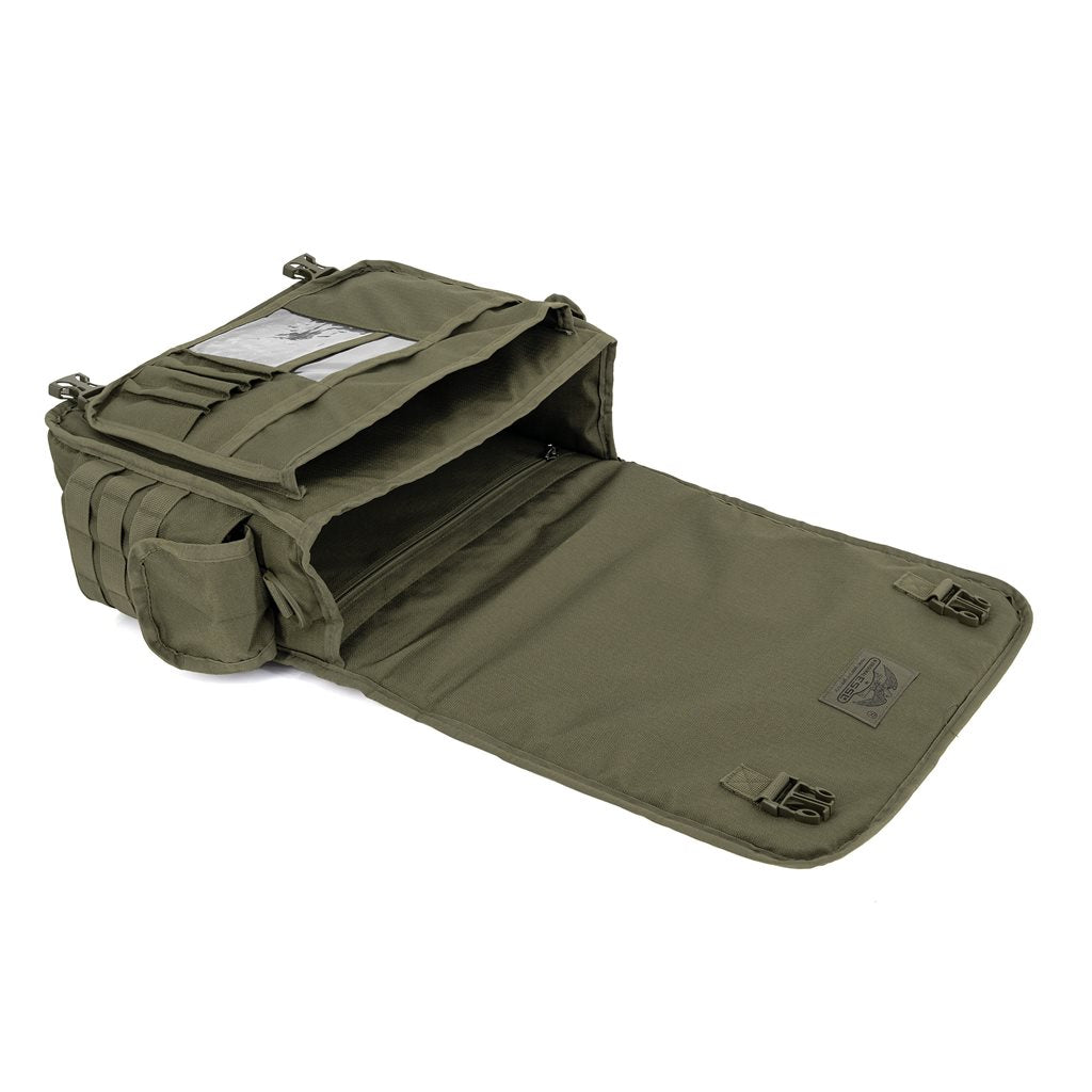 Bolsa de hombro MULTI 16 L verde con solapa y hebillas de plástico