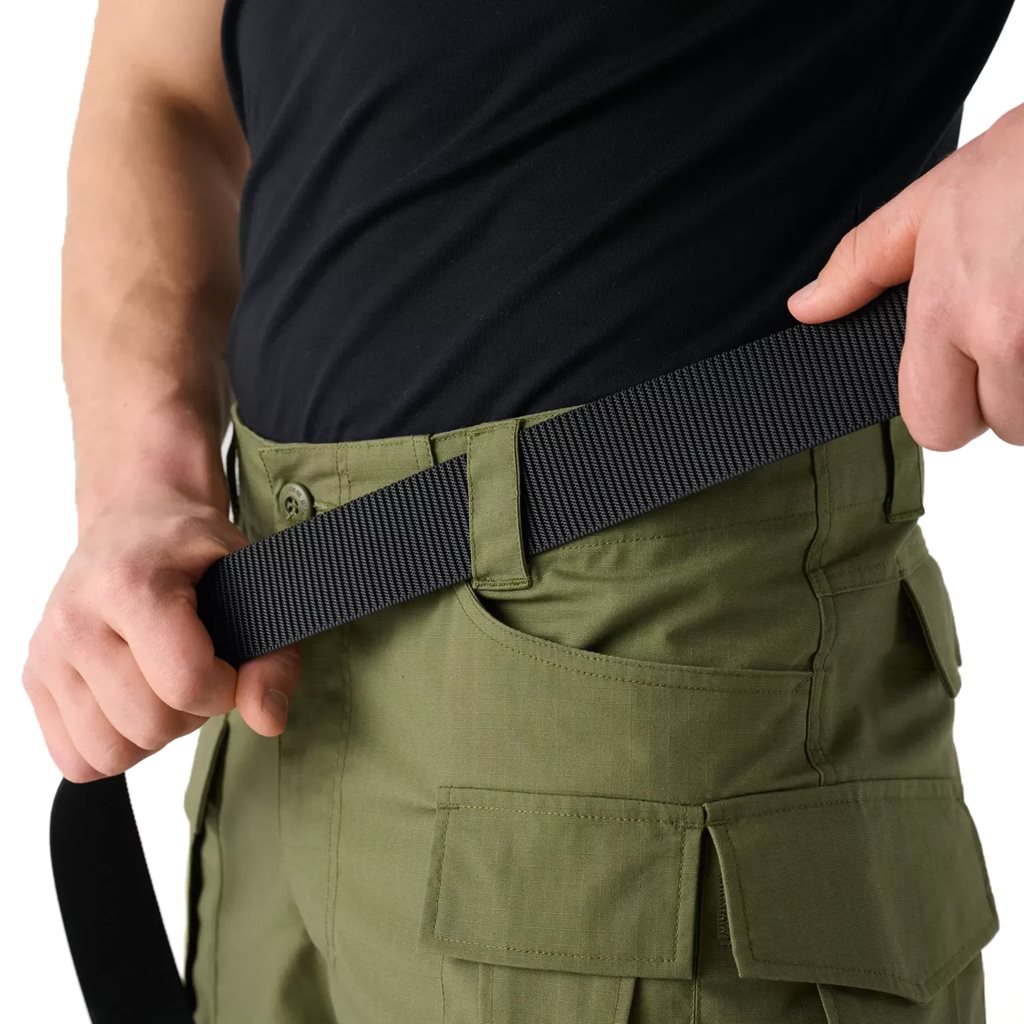 Pantalones cortos cargo rip-stop stretch verde oliva