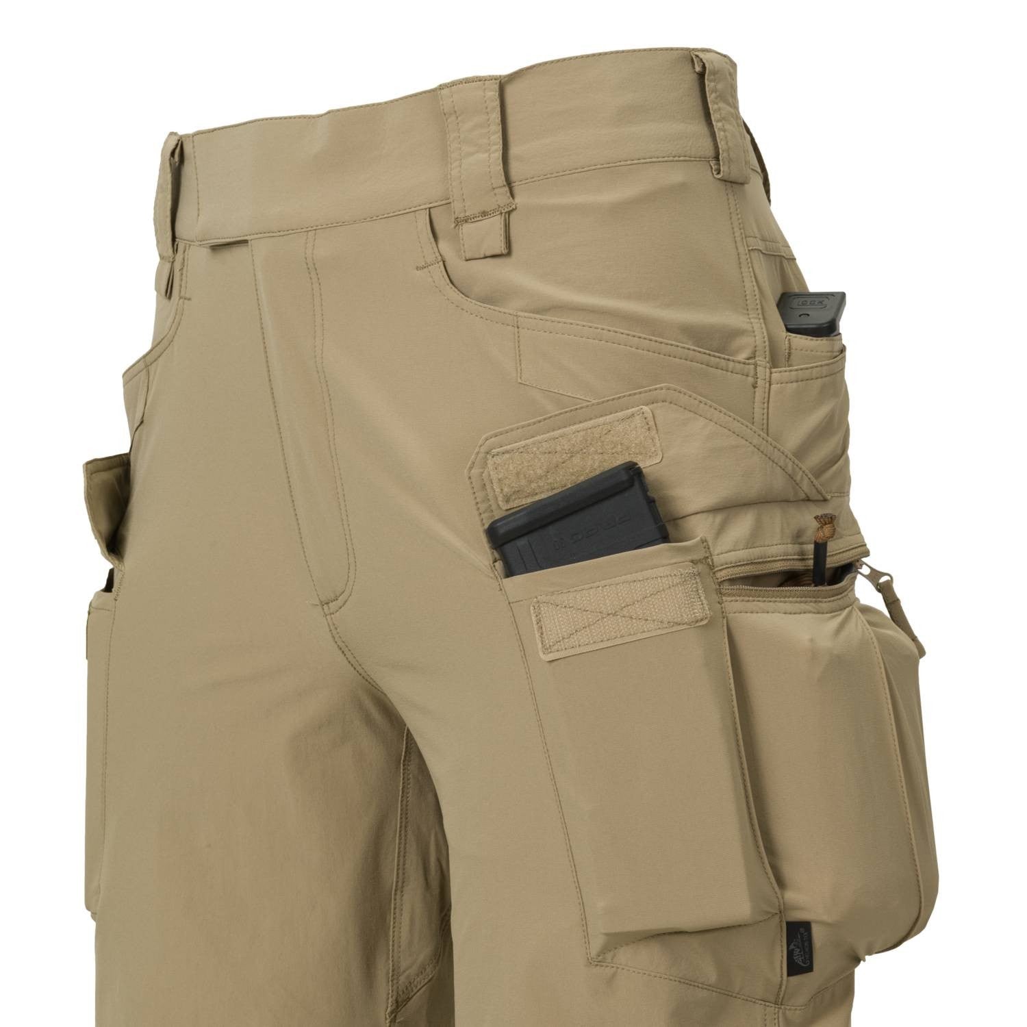 Bermudas OTS VersaStretch Lite negras, 8 bolsillos, diseño ligero para clima cálido