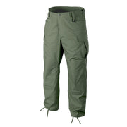 Pantalones SFU NEXT verdes vista frontal con múltiples bolsillos