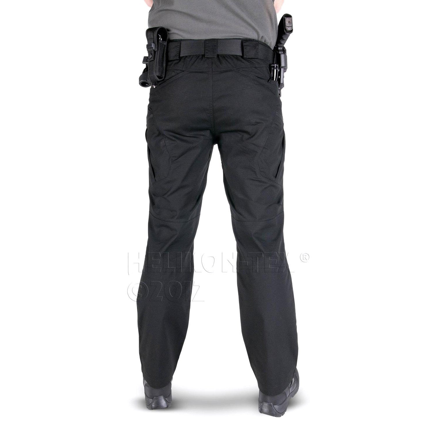 Pantalones UTP® Urban Tactical negros rip-stop
