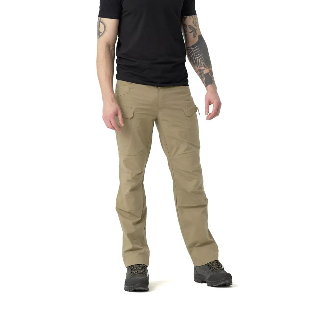 Pantalones tácticos UTP® rip-stop stretch color caqui