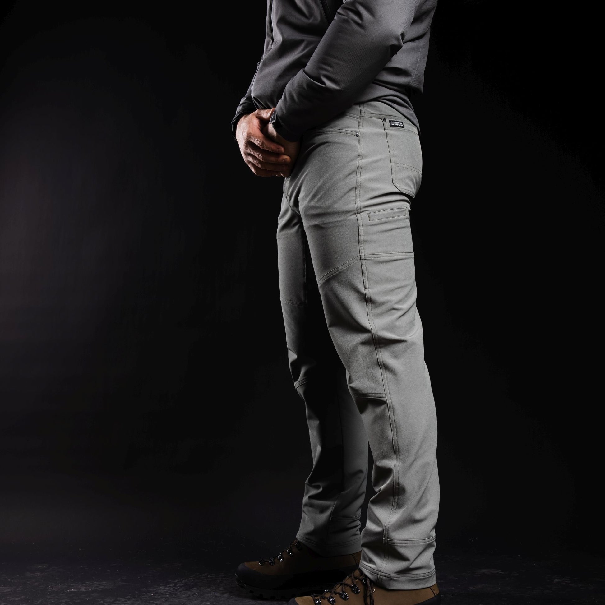 Pantalones SALMON RIVER EBERLESTOCK con seis bolsillos