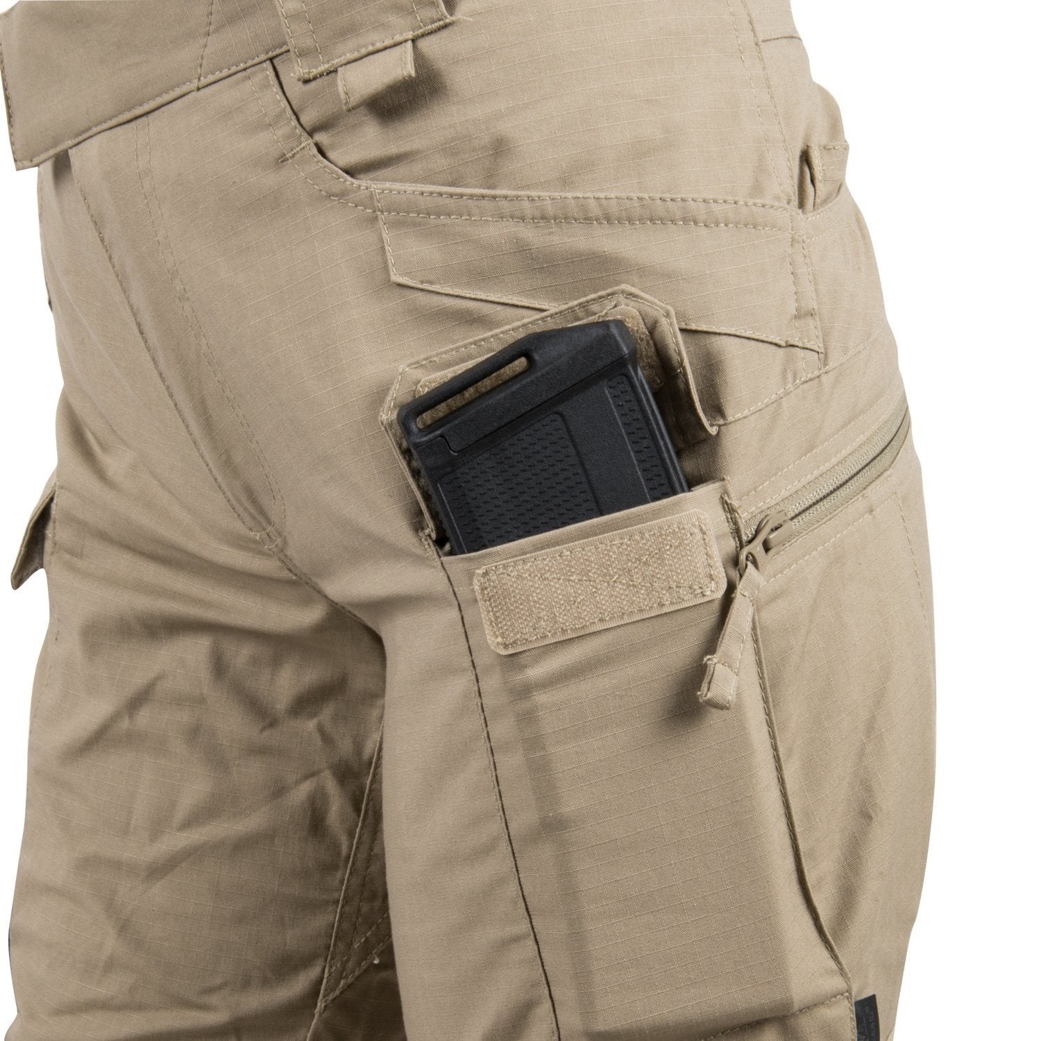 Pantalones tacticos UTP RESIZED rip-stop color khaki para mujer con multiples bolsillos y alojamientos para protectores de rodilla