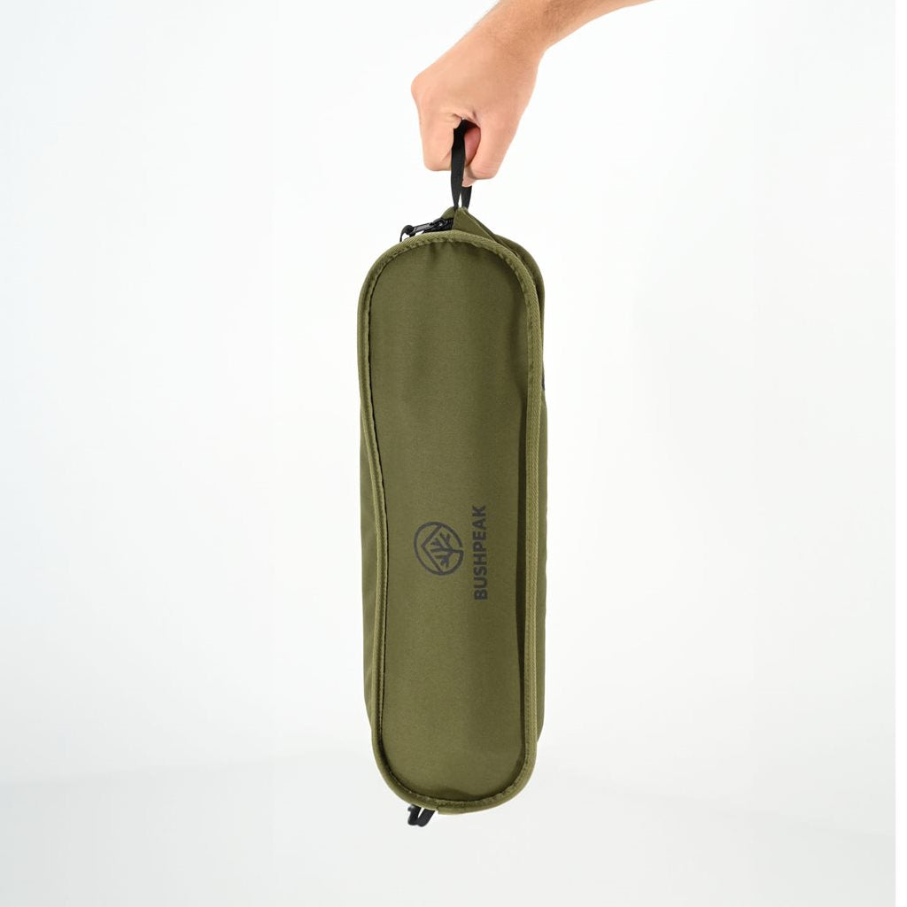 Silla Wildscape Mini plegable ligera en color negro, diseño compacto para camping
