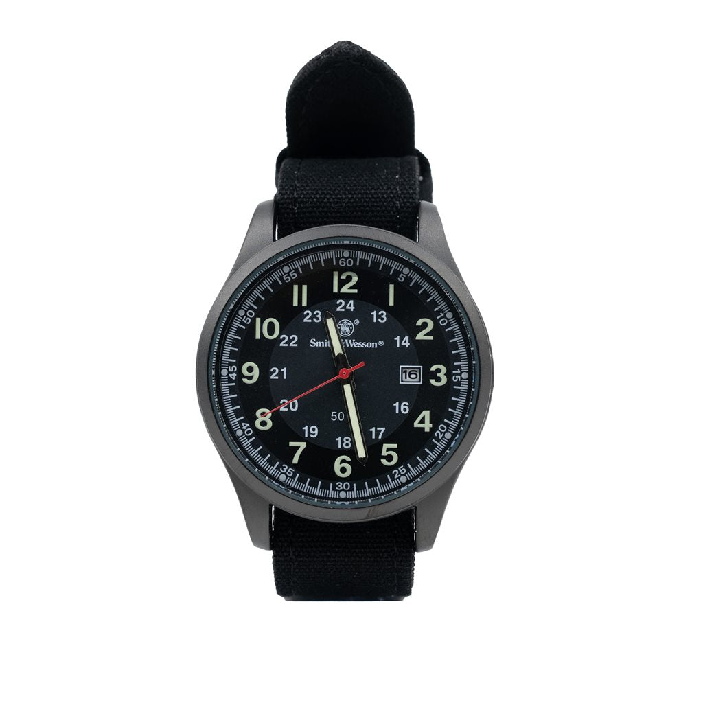 Imagen del reloj CADET mostrando caja y esfera