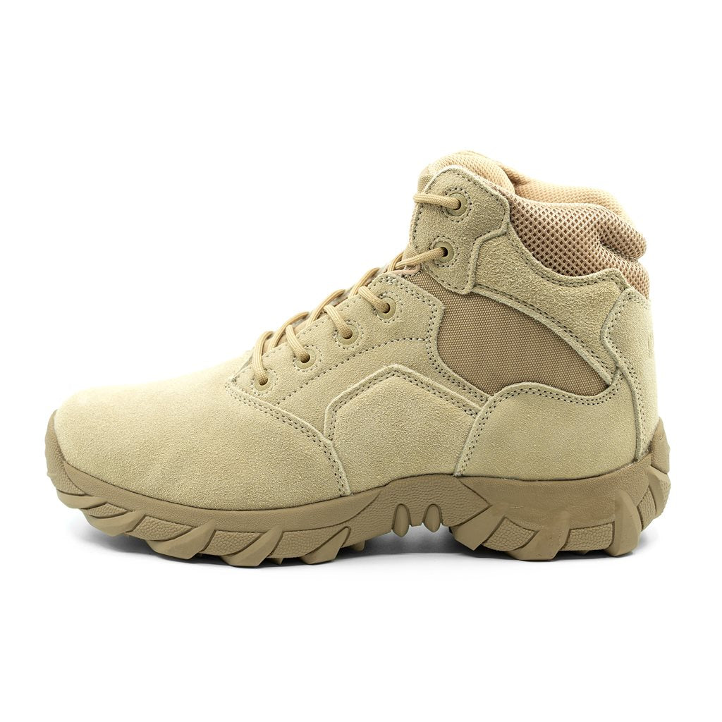 Botas tácticas Magnum COBRA 6.0 V1 en ante Desert con nylon 900D, forro transpirable y refuerzos en puntera y talón