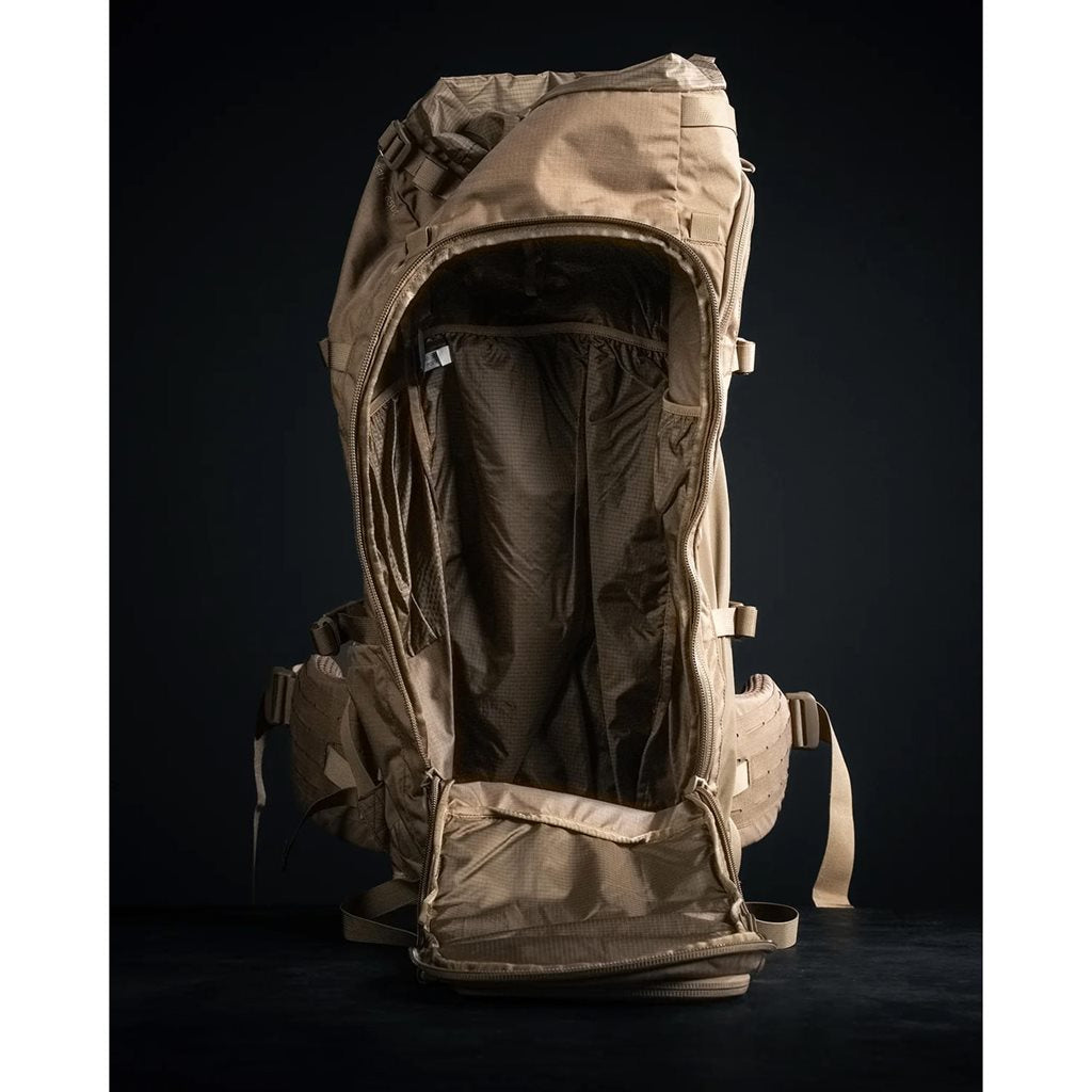 Batoh T65 BRUTE 6500 mochila para equipo pesado en viajes largos