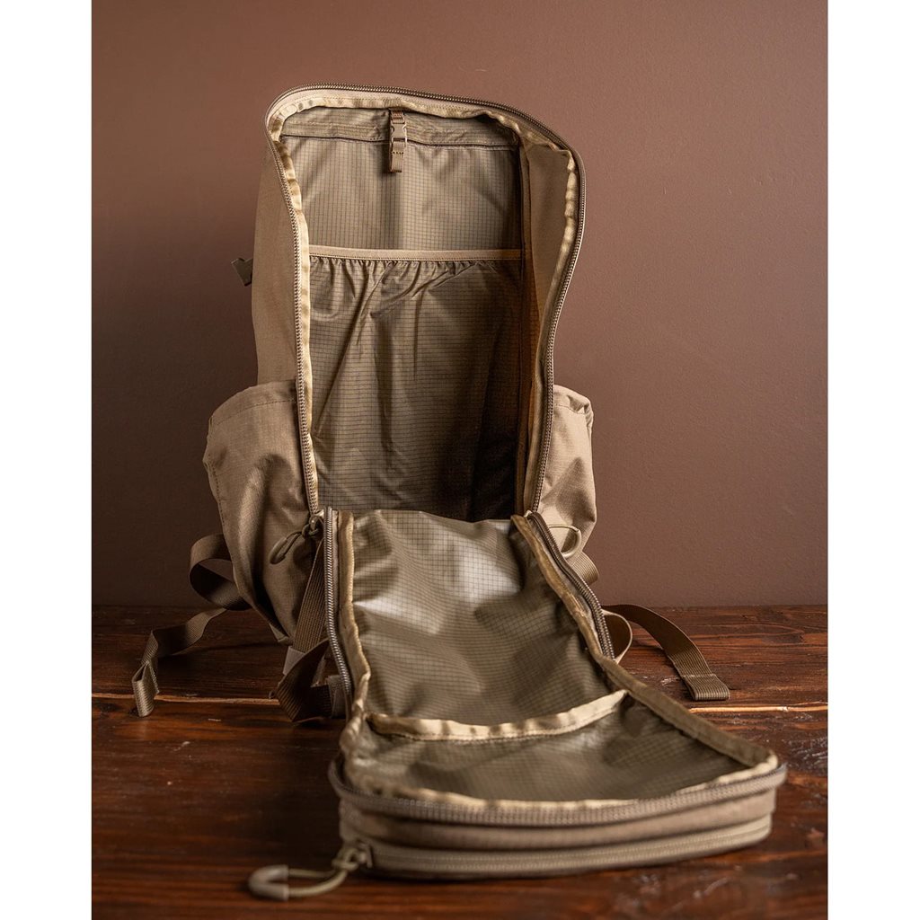 Mochila Eberlestock T7 Brute Scout gris EDC compacto