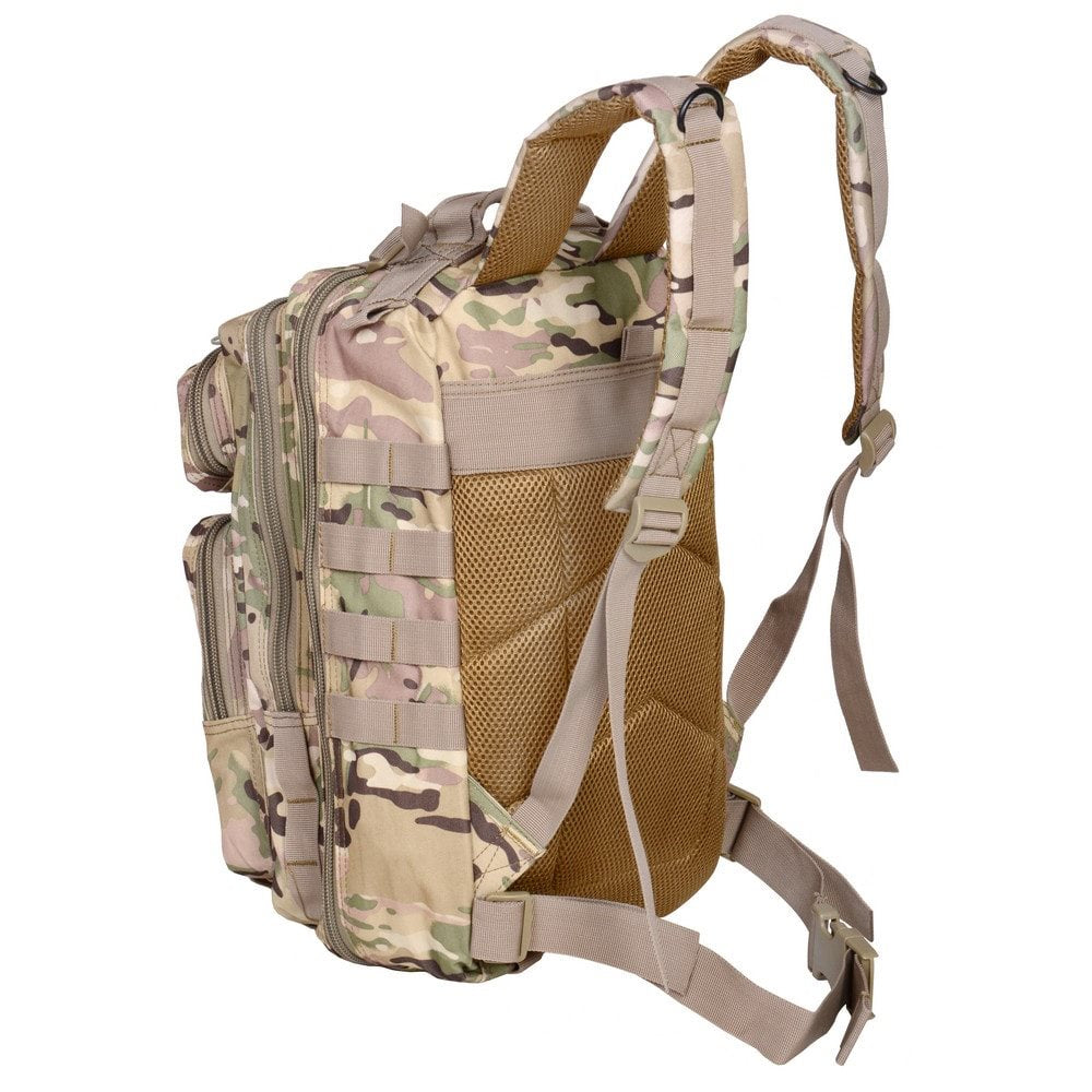 Mochila GURKHA ASSAULT pequeña negra de poliéster con revestimiento repelente al agua, sistema trasero cómodo y dos bolsillos frontales