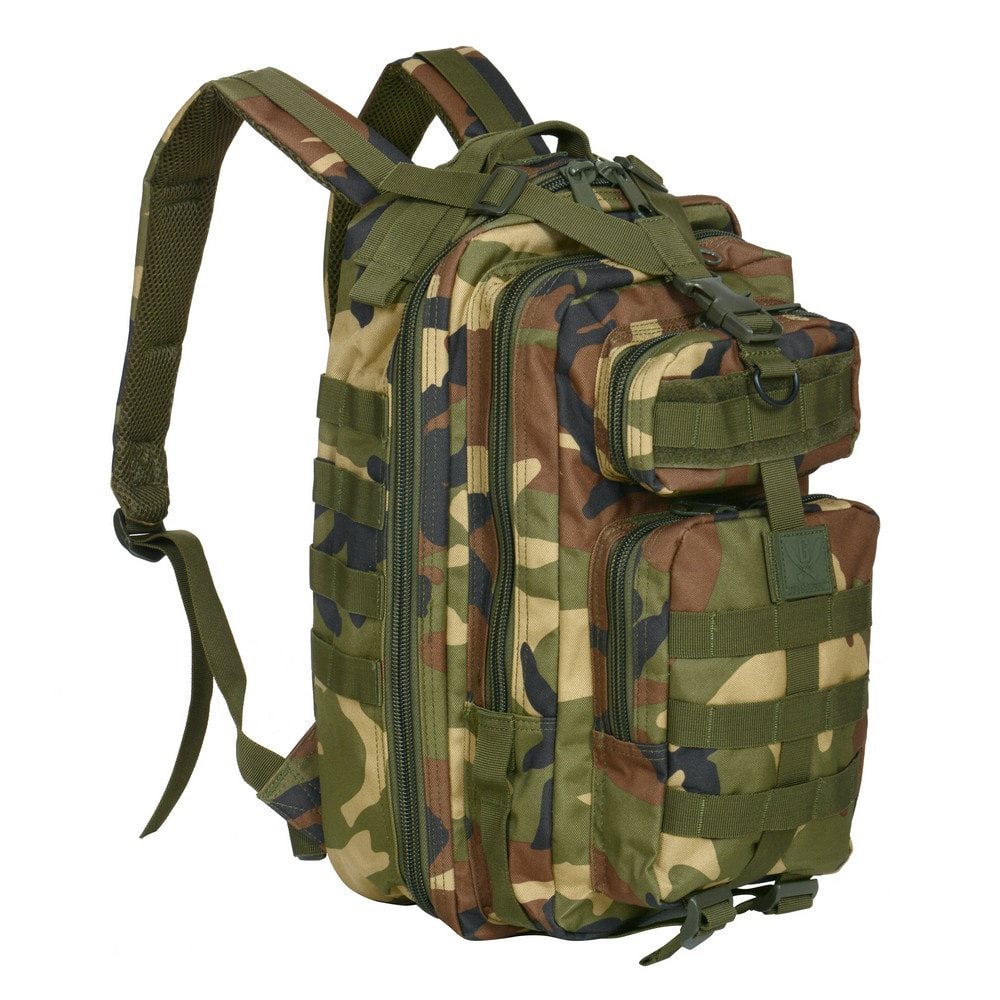 Mochila GURKHA ASSAULT pequeña negra de poliéster con revestimiento repelente al agua, sistema trasero cómodo y dos bolsillos frontales