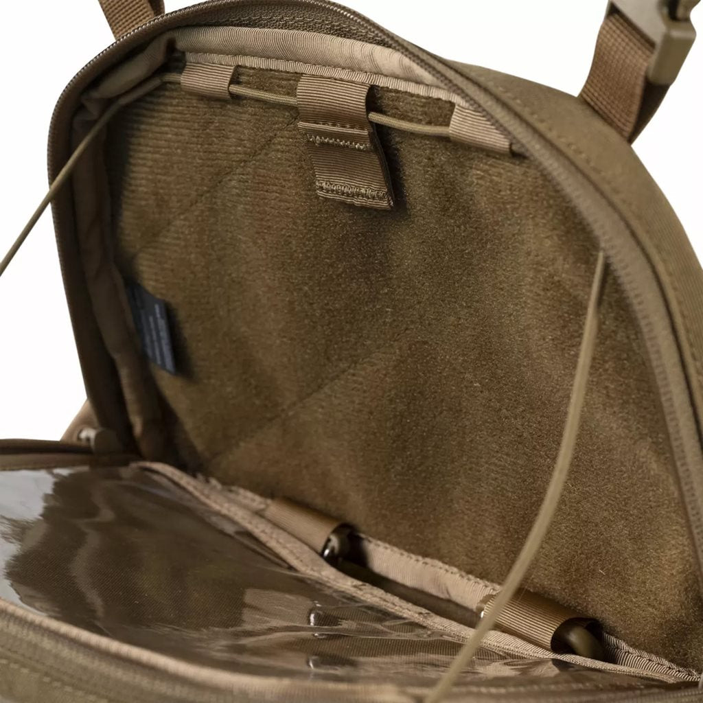 Bolsa pectoral NUMBAT® SMALL negra, variante compacta convertible en riñonera