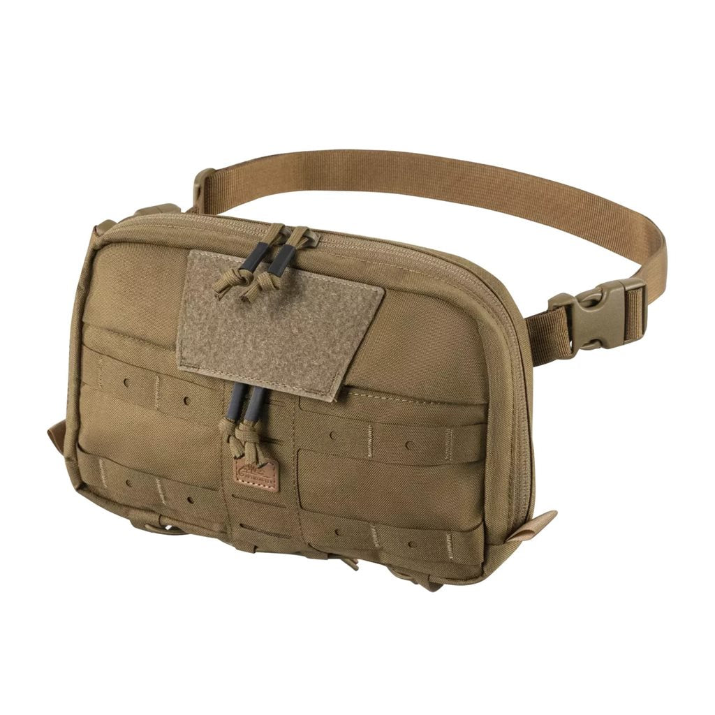 Bolsa pectoral NUMBAT® SMALL negra, variante compacta convertible en riñonera