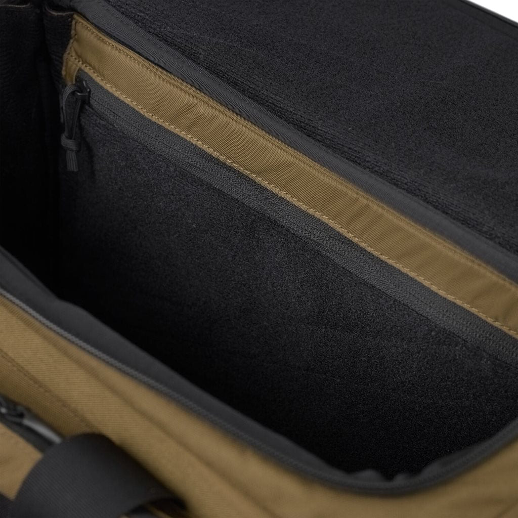 Bolsa táctica MISSION Cordura® negra con base de tacos de goma