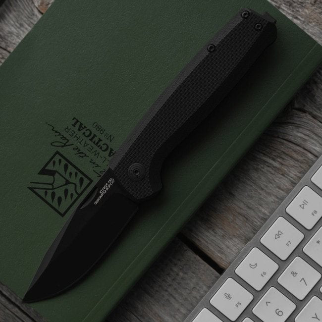 Navaja plegable TERMINUS SJ Blackout con hoja Drop Point en acero D2 y empuñadura G10