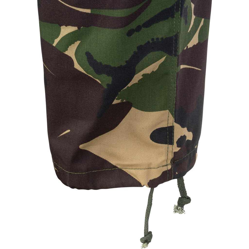 Pantalones británicos SOLDIER M95 DPM con bolsillos cargo y ajustes en tobillos y cintura