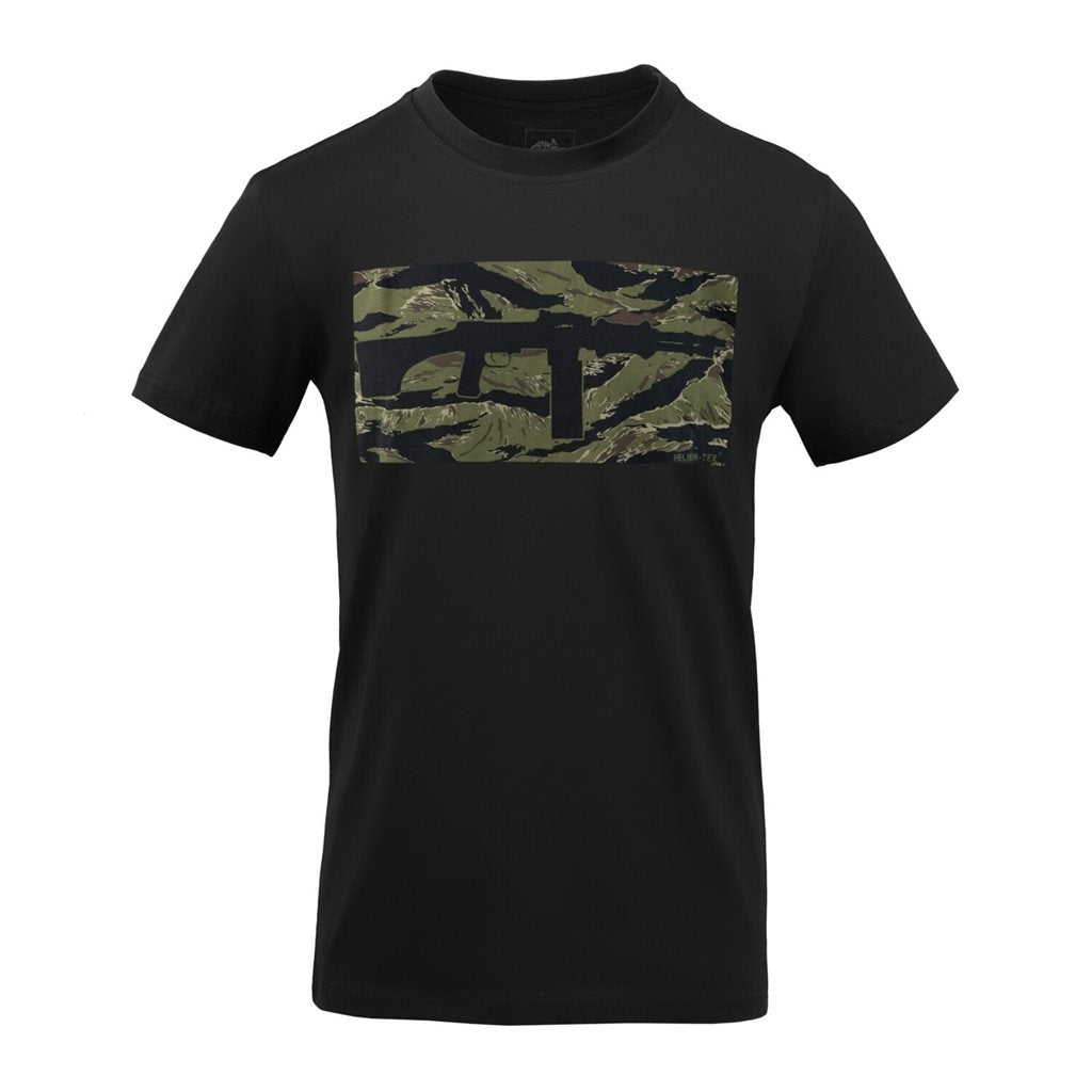 Camiseta negra RPD HELIKON-TEX vista frontal con estampado de arma