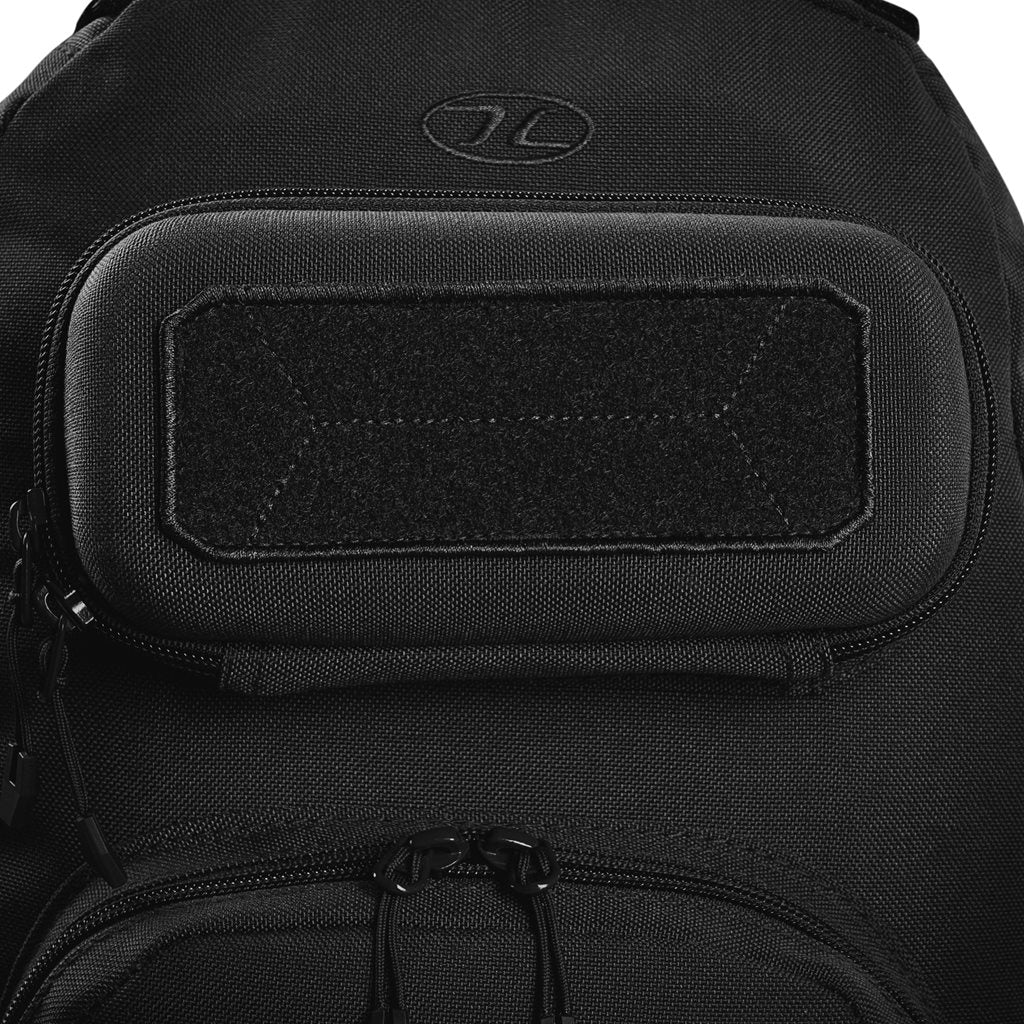 Mochila bandolera STOIRM GEARSLINGER 12 L verde con hebillas Duraflex y cremallera YKK