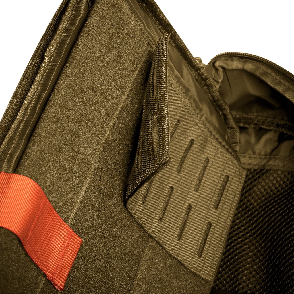 Mochila bandolera STOIRM GEARSLINGER 12 L verde con hebillas Duraflex y cremallera YKK