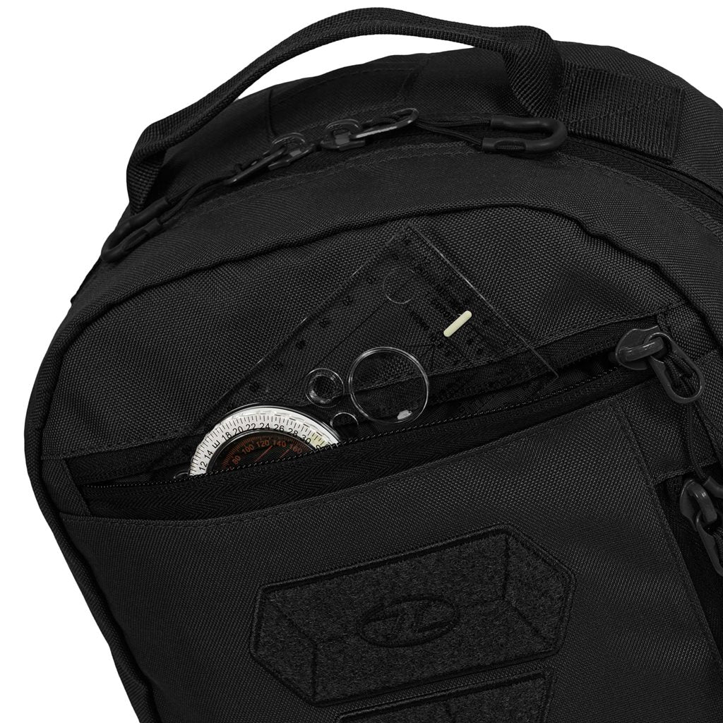 Mochila bandolera SCORPION GEARSLINGER negra Highlander