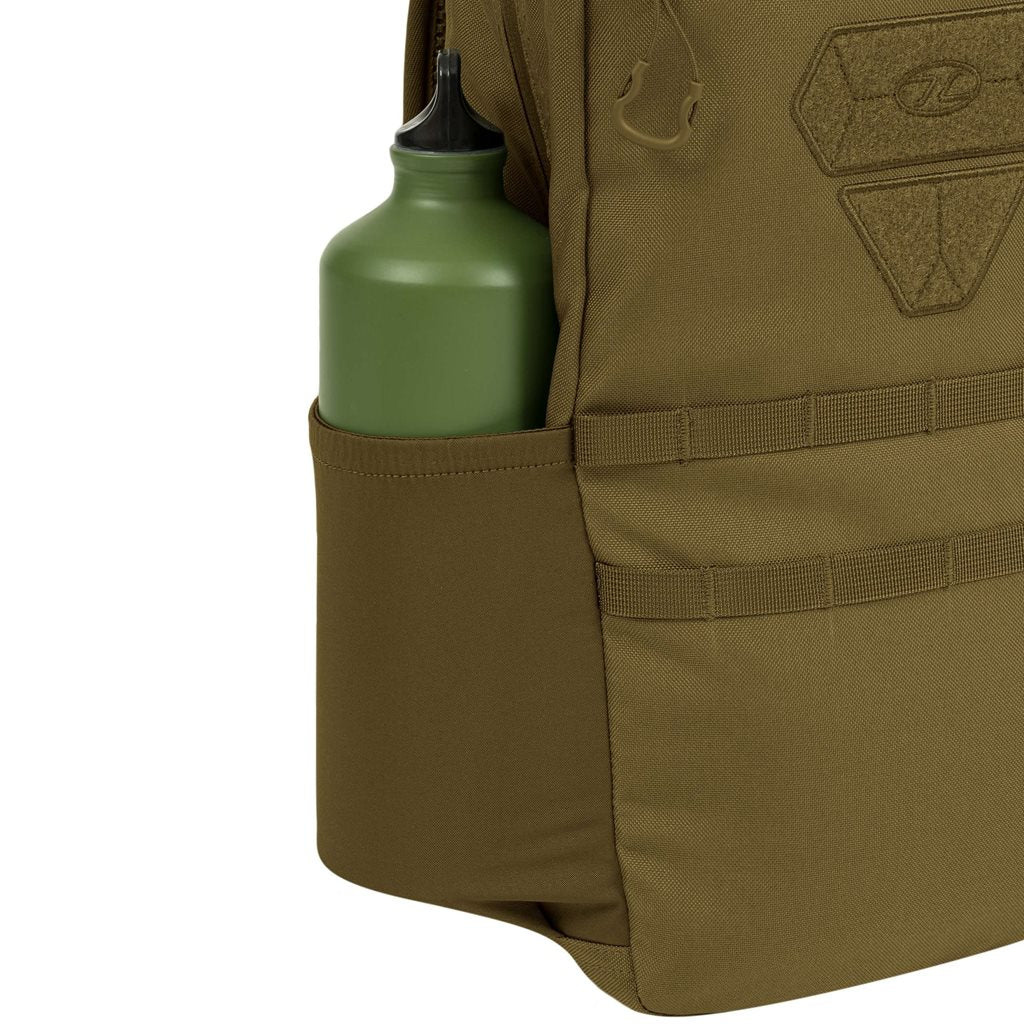 Mochila bandolera SCORPION GEARSLINGER negra Highlander