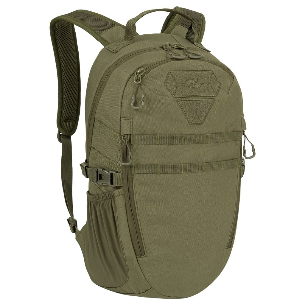 Imagen de la mochila EAGLE 1 (20 L) mostrando bolsillos, sistema MOLLE/PALS y respaldo ergonómico