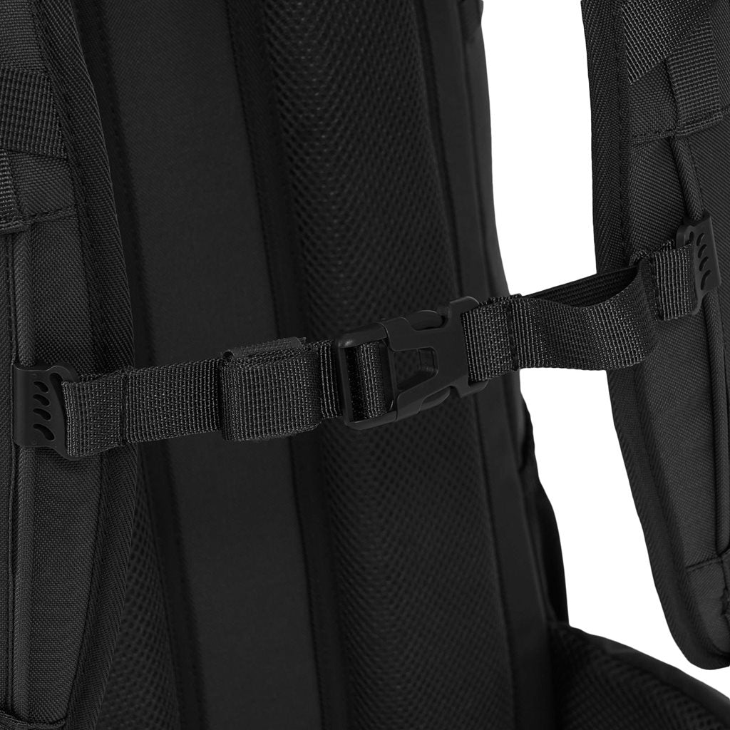 Mochila Highlander EAGLE 2 30L negra, vista frontal