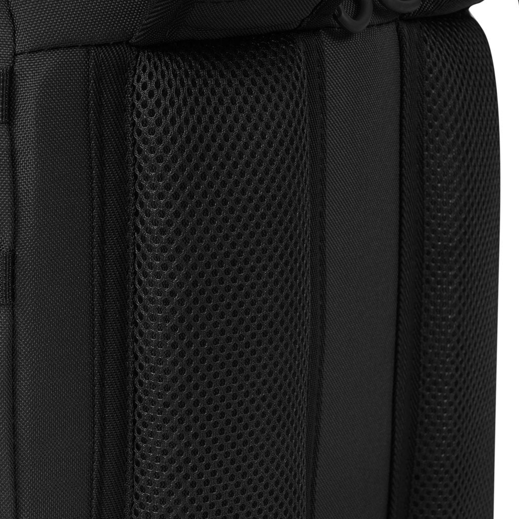 Mochila Highlander EAGLE 2 30L negra, vista frontal