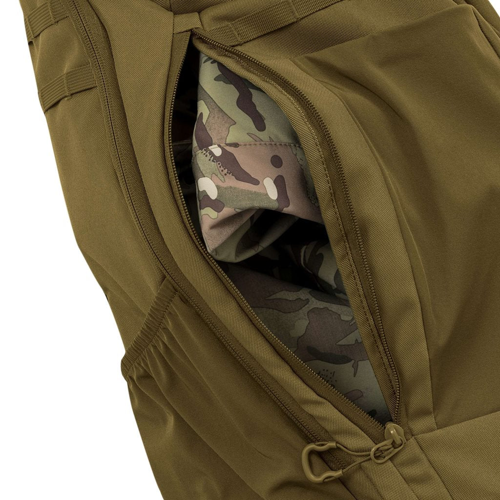 Mochila Highlander EAGLE 2 30L negra, vista frontal