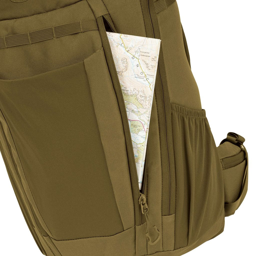 Mochila Highlander EAGLE 2 30L negra, vista frontal