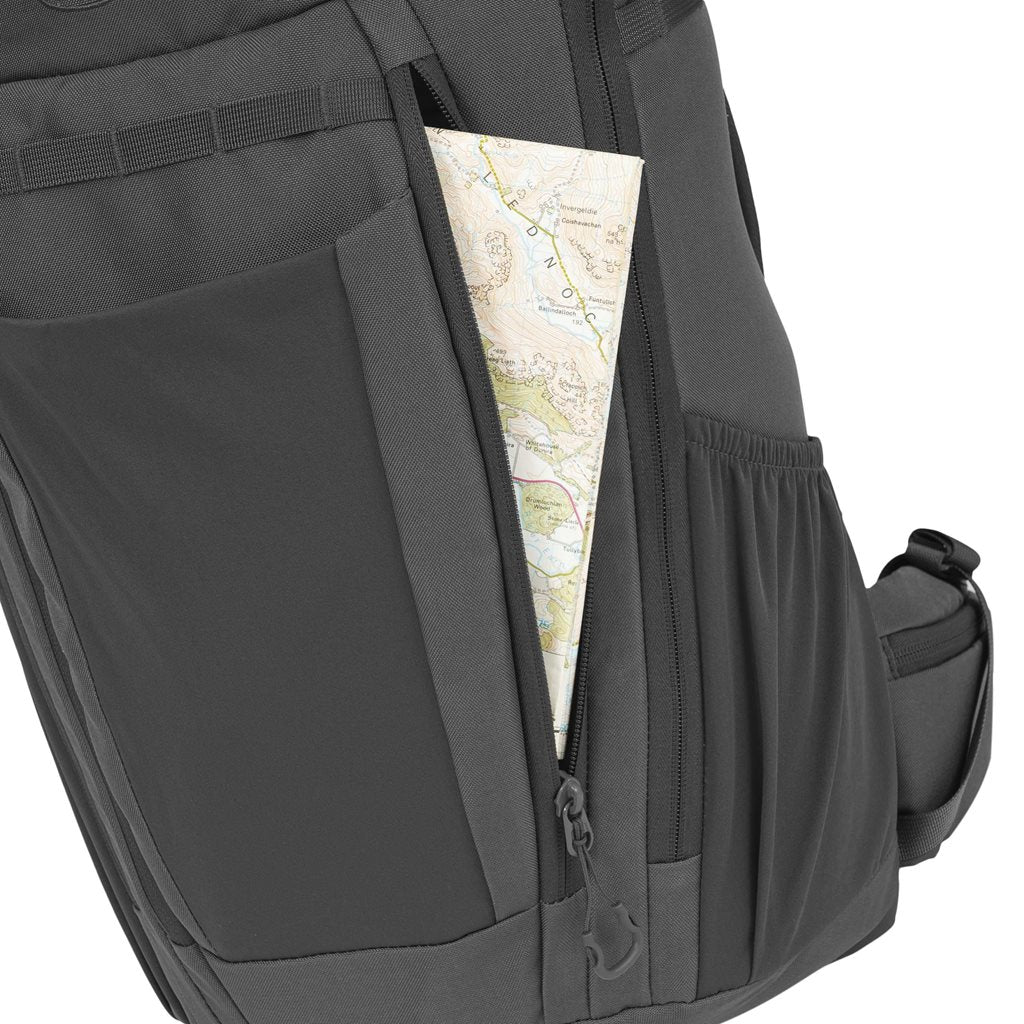 Mochila Highlander EAGLE 2 30L negra, vista frontal
