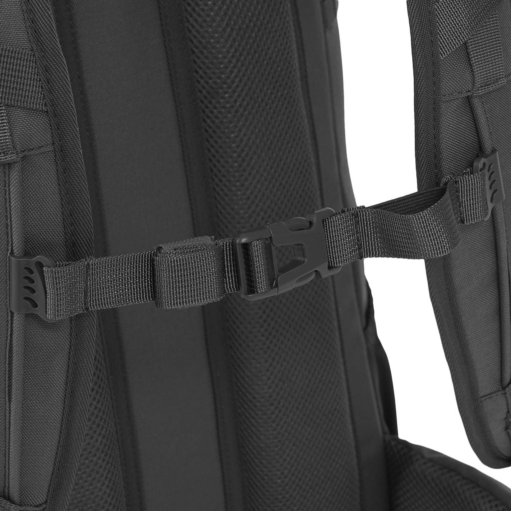 Mochila Highlander EAGLE 2 30L negra, vista frontal