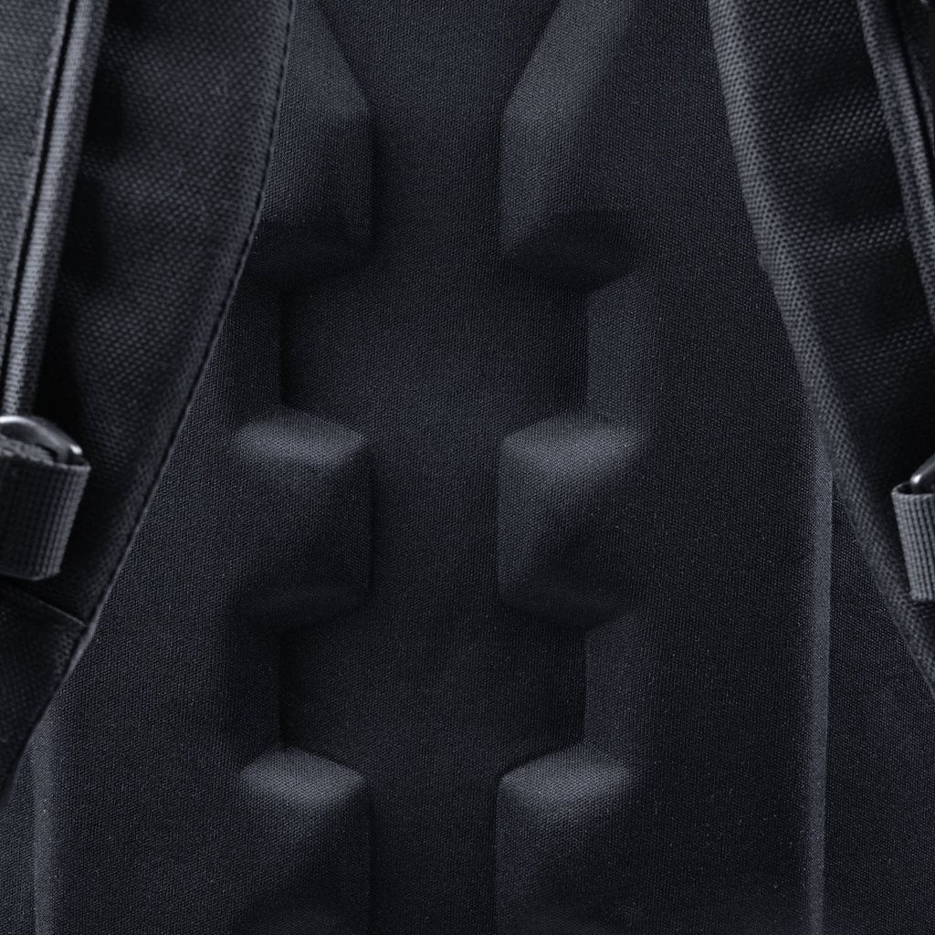 Mochila STOIRM Gen2 25 L negra con apertura clamshell