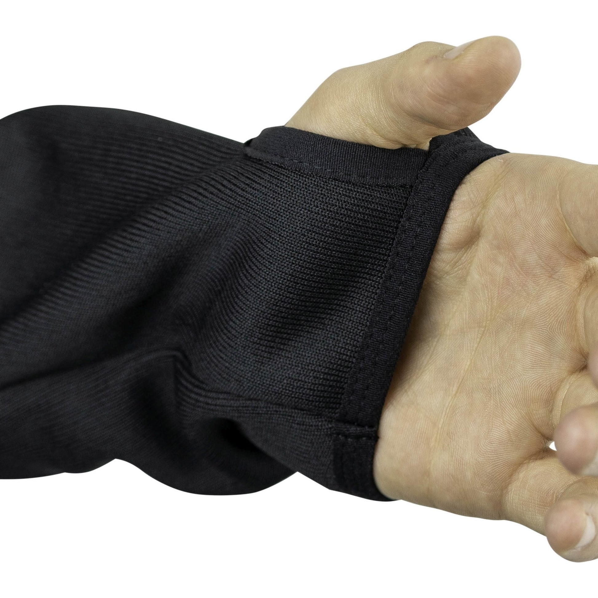Sudadera ARMOUR negra con capucha y bolsillo canguro