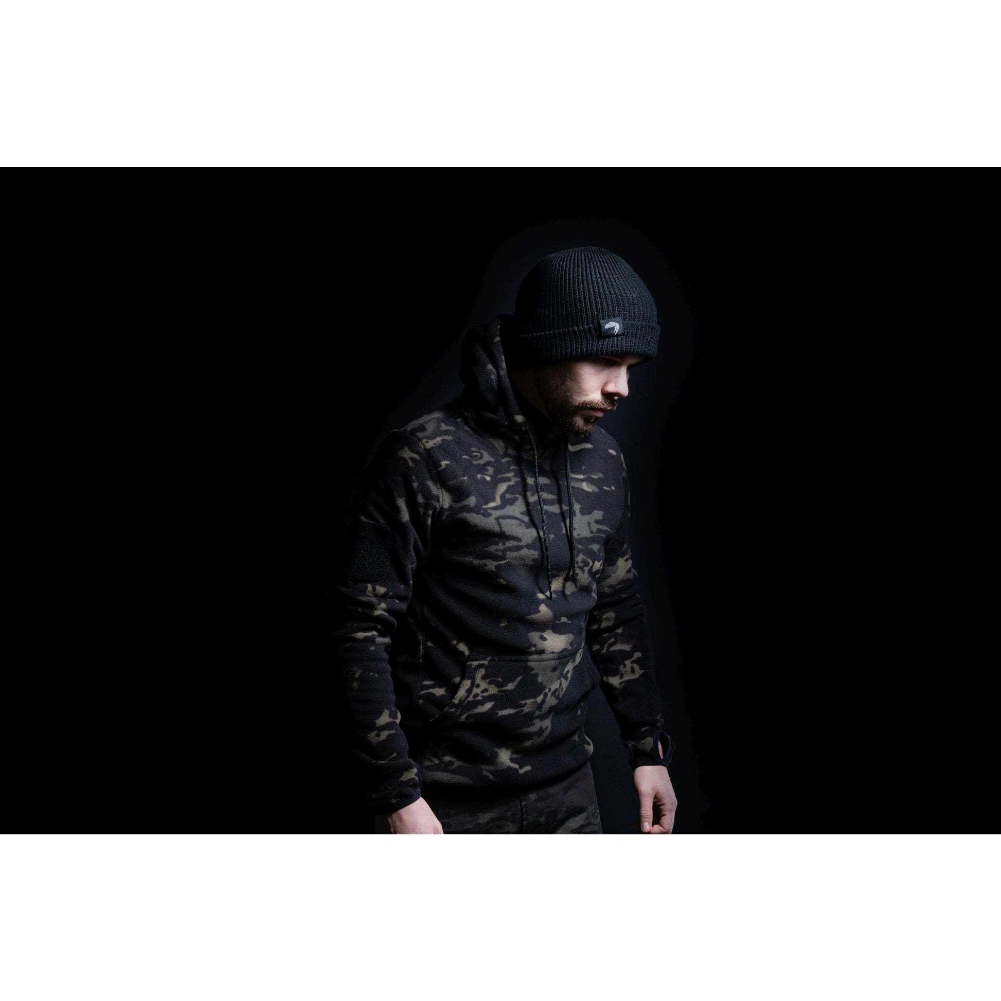 Sudadera fleece VIPER VCAM BLACK con capucha, bolsillo frontal y paneles Velcro