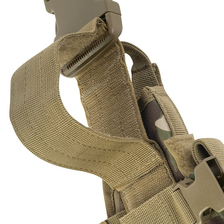 Funda pistolera táctica para muslo en camuflaje para diestros