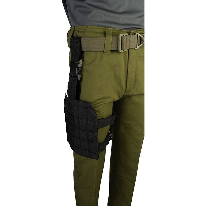 Panel muslera ELITE negro en 600D CORDURA, con cierres FASTEX, correas de ajuste y sistema PALS visible