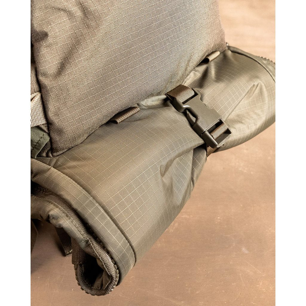 Mochila W2 SPECTRE con funda RAID integrada para arma larga