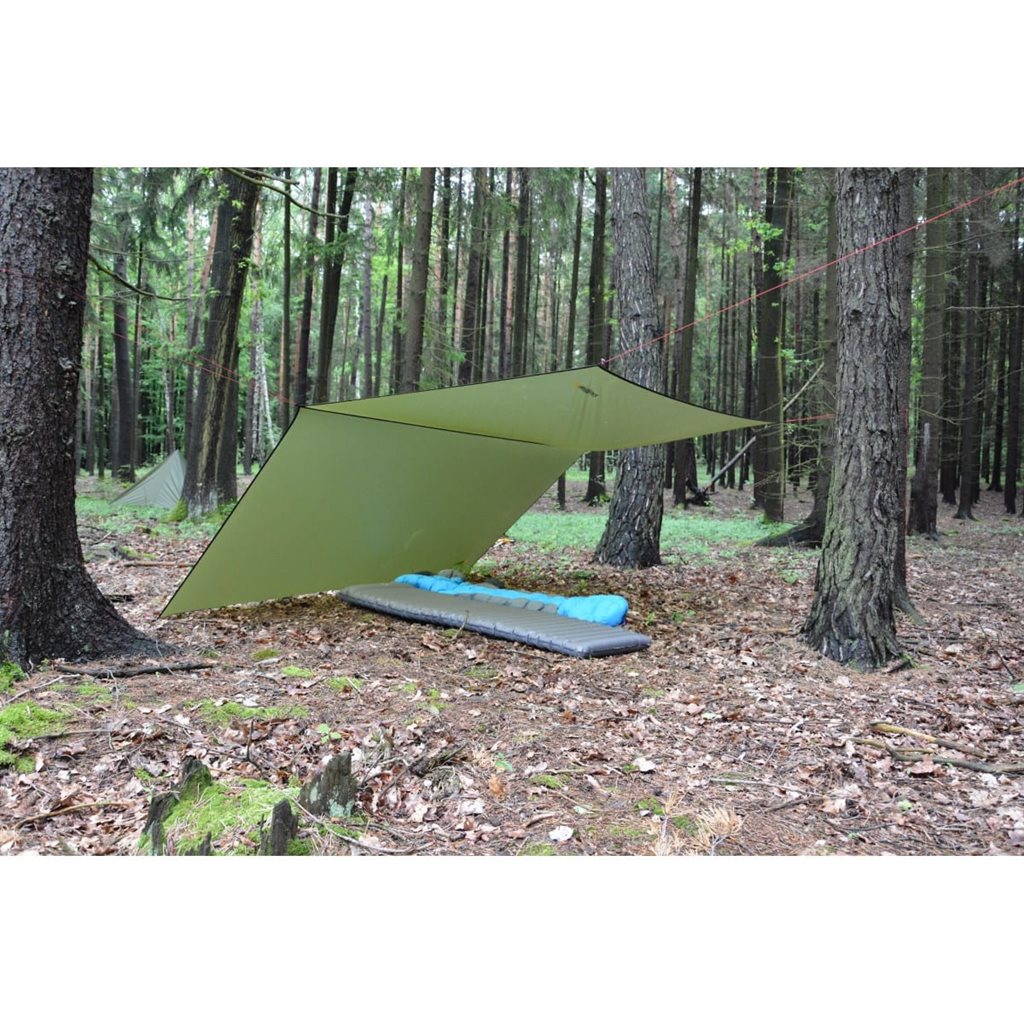 Lona SHELTER de nylon ligera 3x3 m en color verde oliva