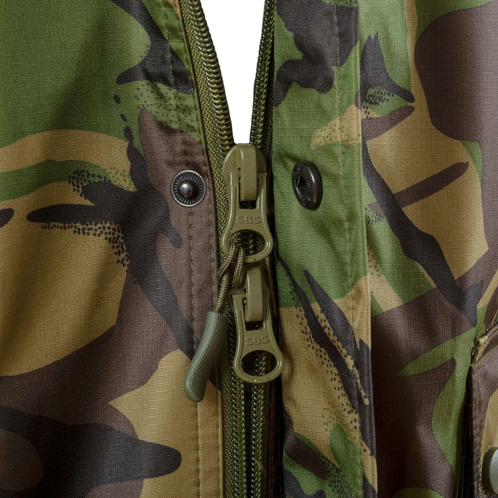 Chaqueta TEMPEST impermeable DPM en tejido Ab-Tex trilaminado, con capucha