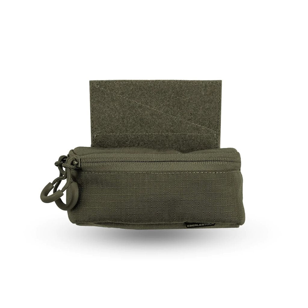 Funda RECON QUICKCASE gris de Eberlestock con cremallera bidireccional y solapa de velcro