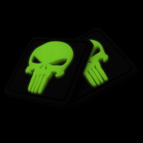Parche plástico PUNISHER con calavera, fosforescente, aprox. 3 x 3 cm